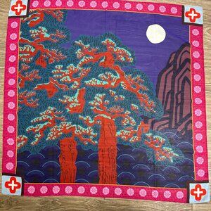 NWOT Haut  Scarf 34" x 34"  Hand Made